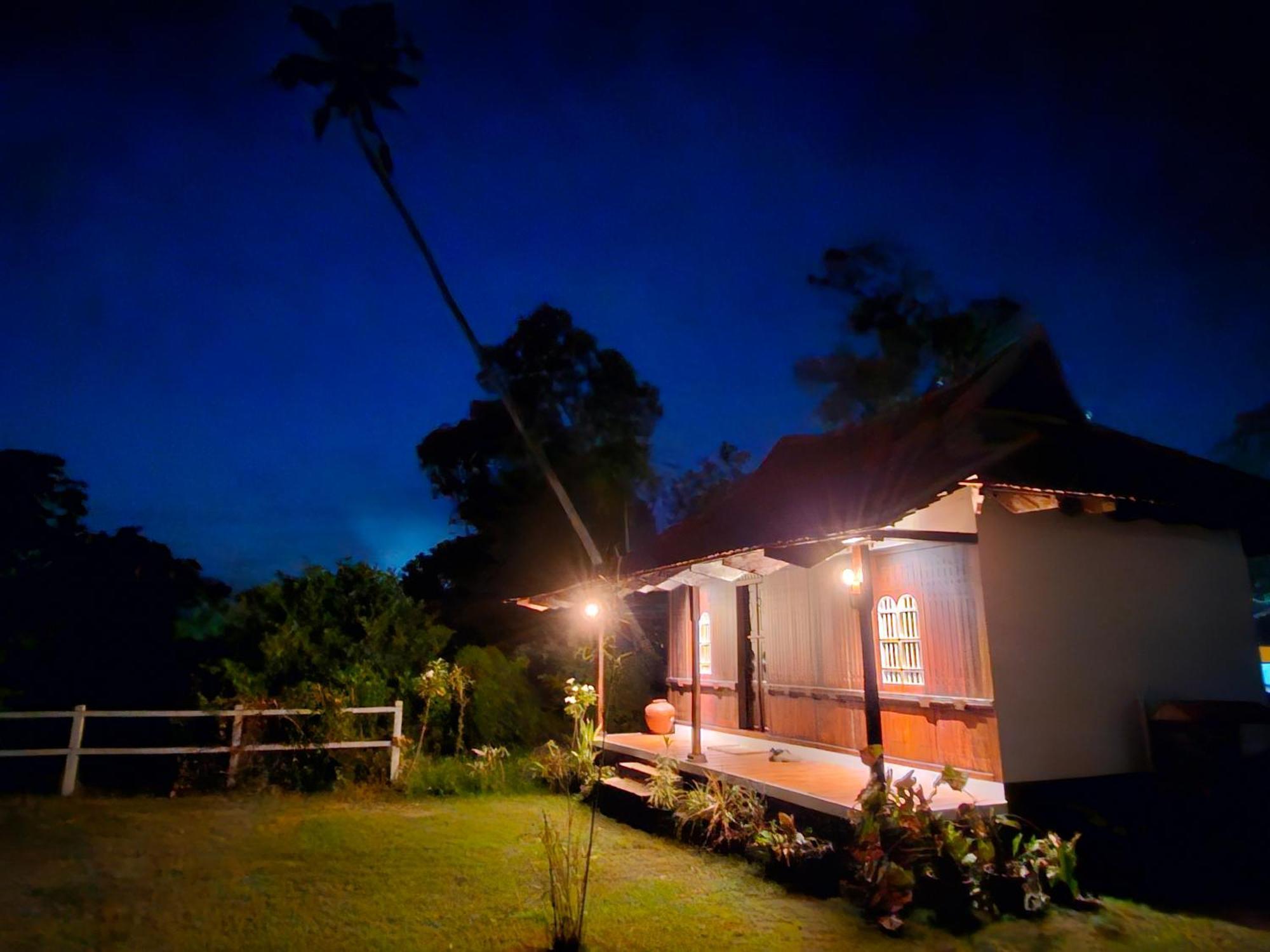 アーラップーザ県 Gypsea Marari Bed & Breakfast エクステリア 写真